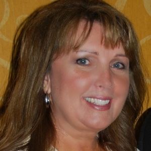 Meet your Posher, Lora